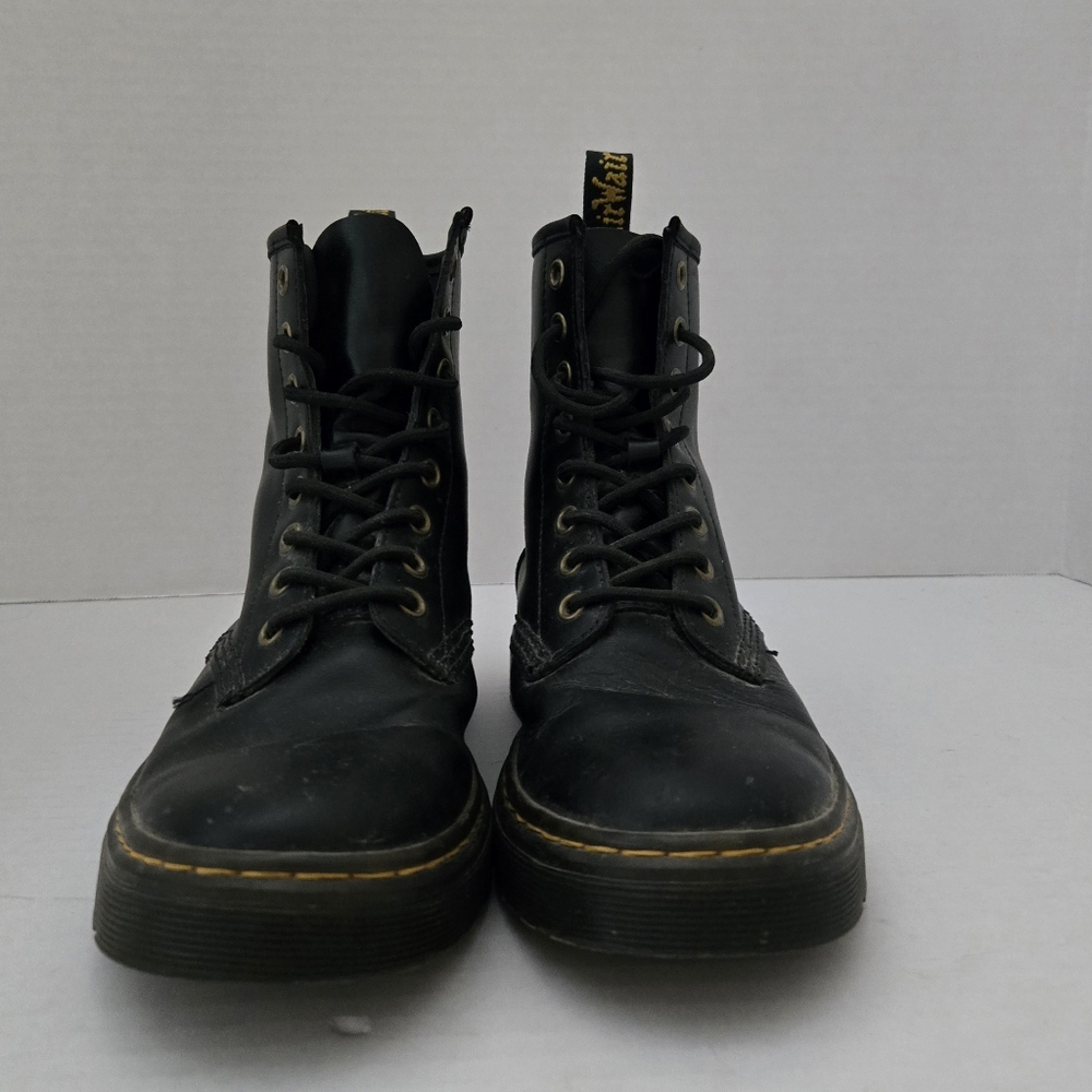 Dr Marten Boots